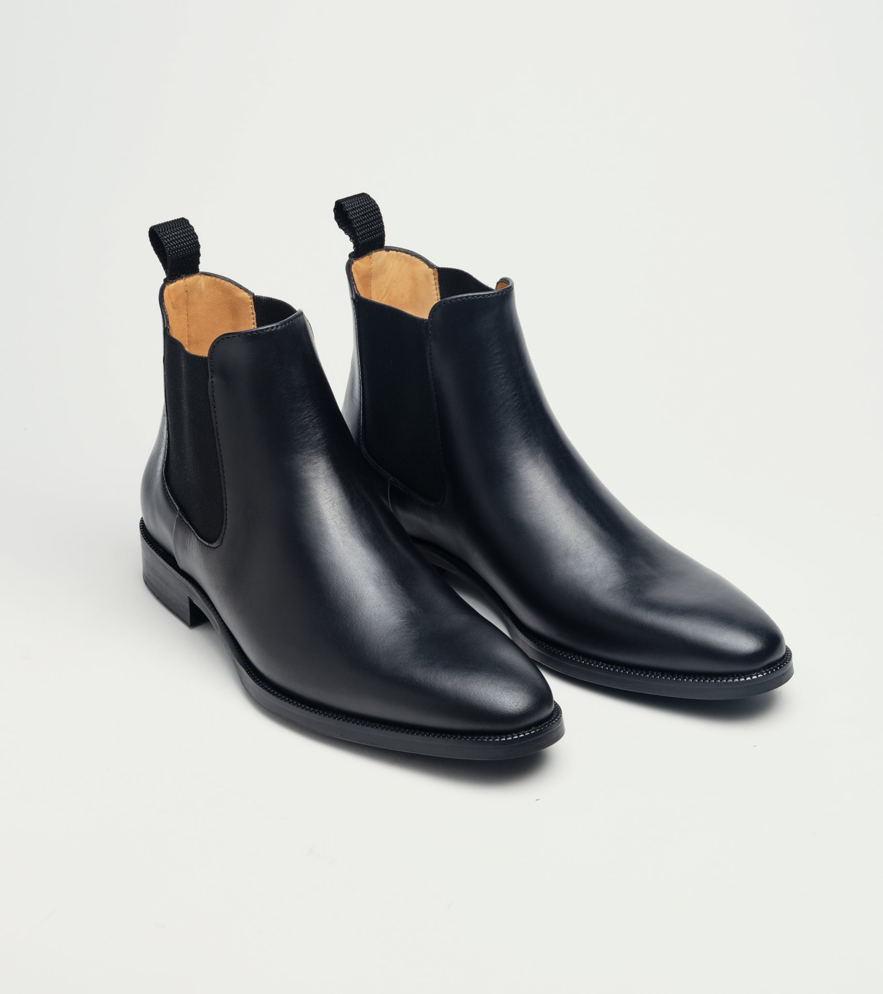 Ellis Chelsea Boot 8.5 / Black Full Grain