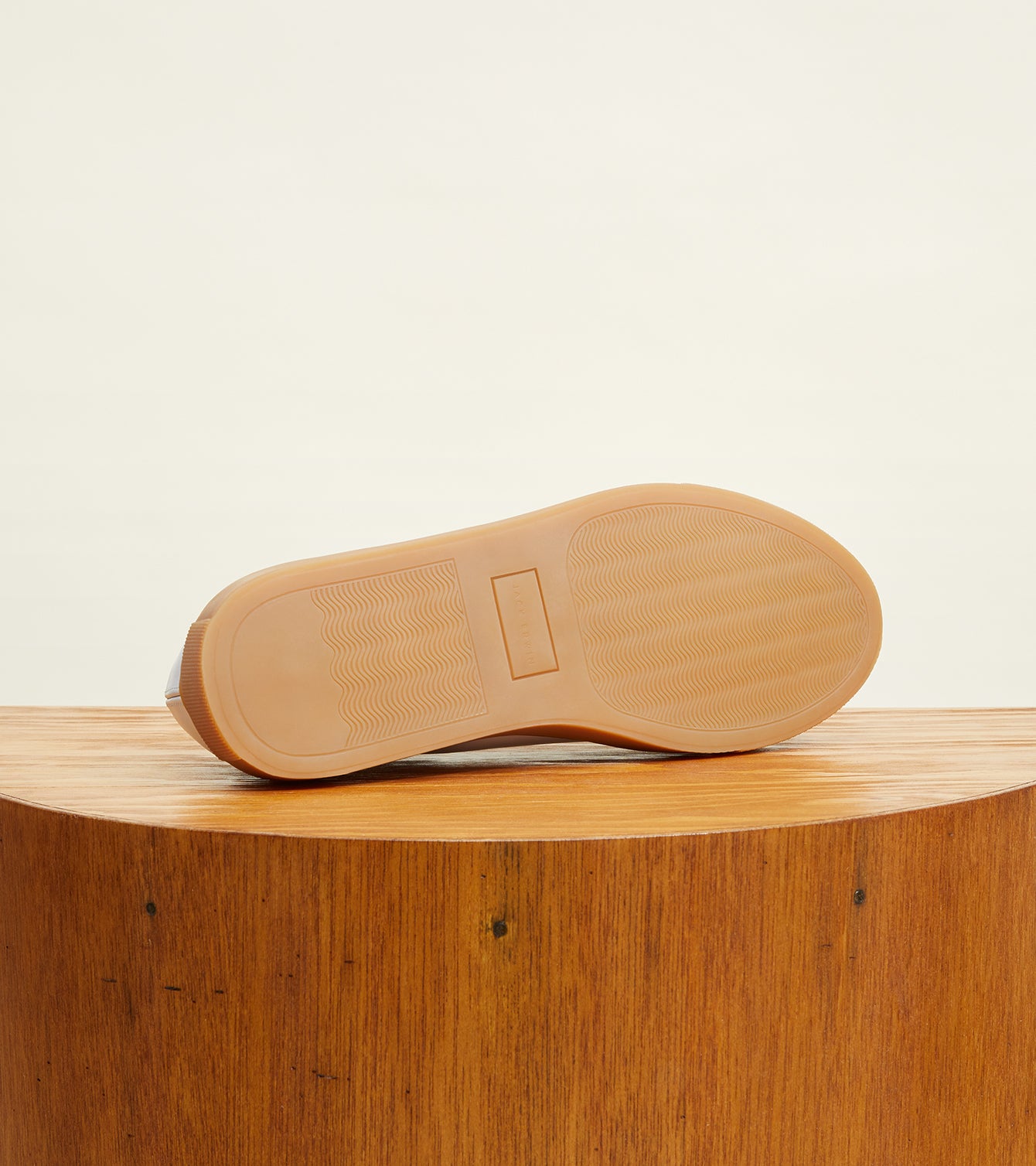 white-leather-with-gum-sole