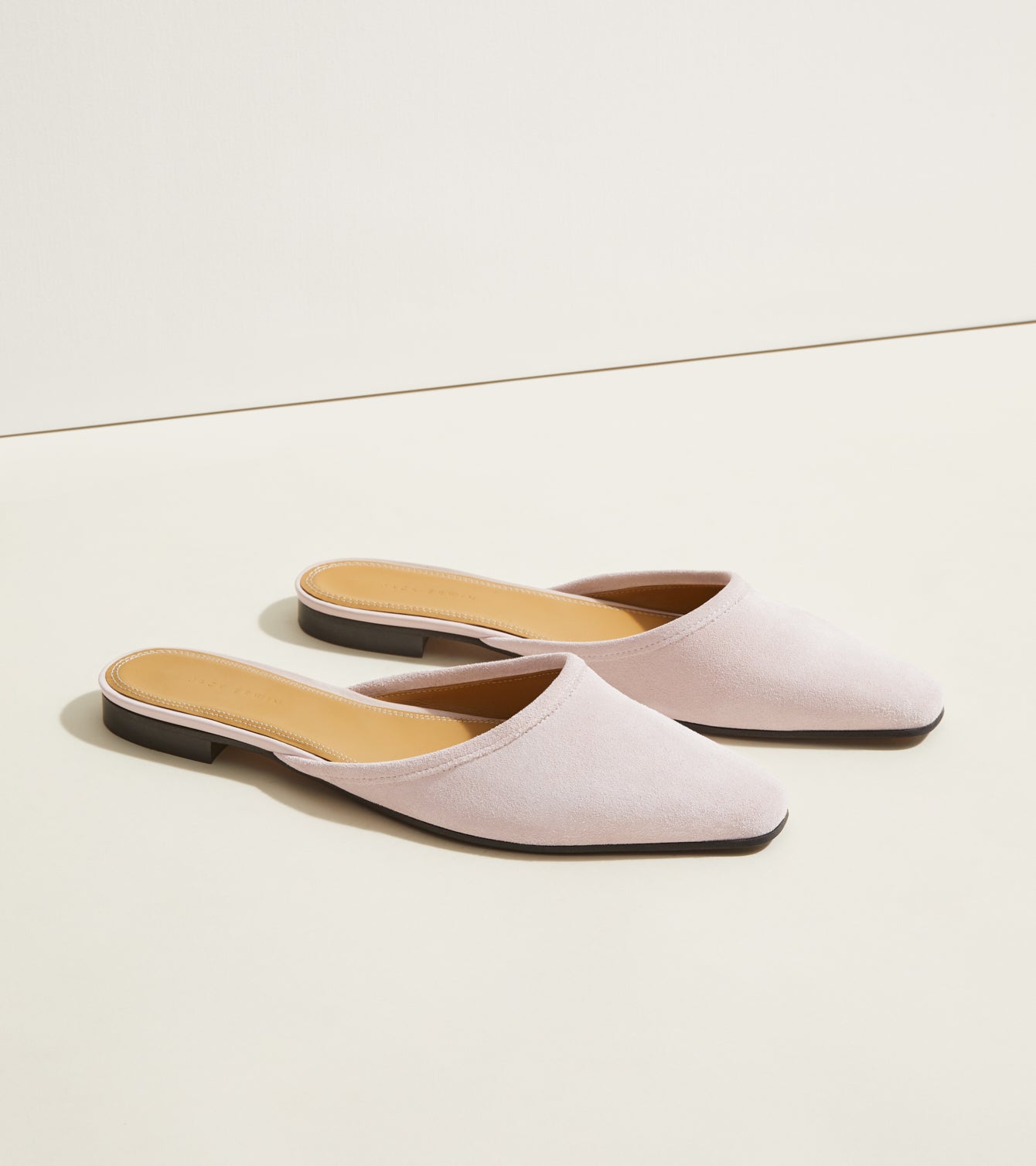 quartz-suede
