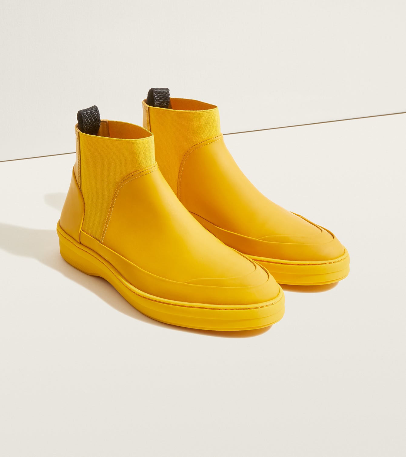 canary-yellow-gum-leather