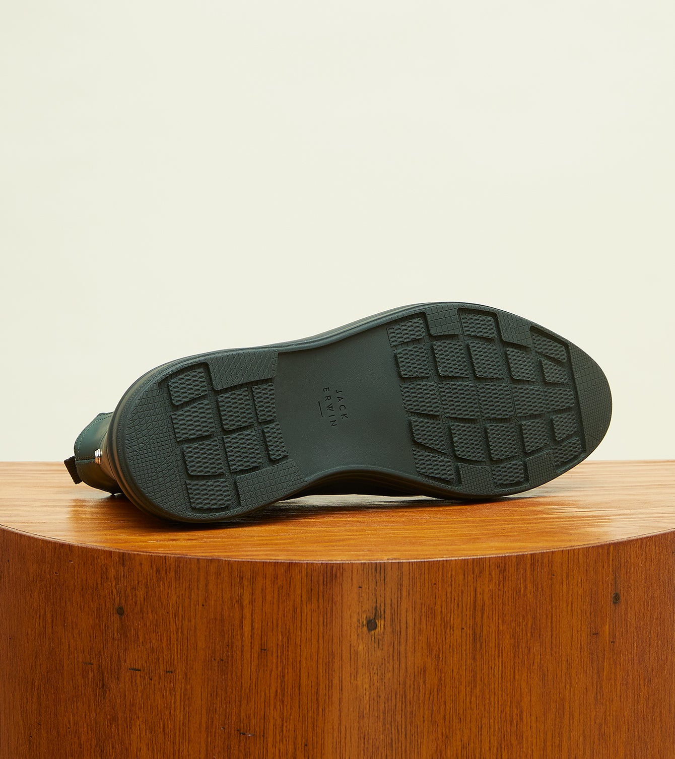 pine-green-gum-leather